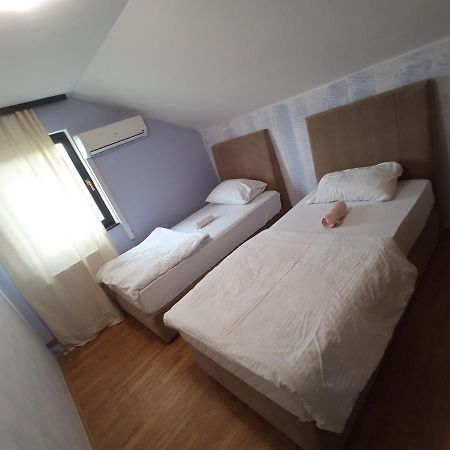 Sun Garden Sarajevo Aparthotel Ngoại thất bức ảnh