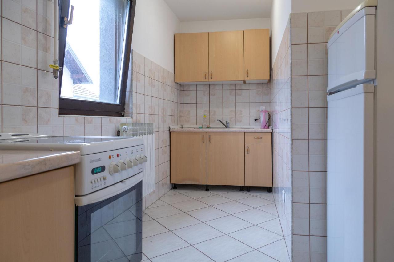 Sun Garden Sarajevo Aparthotel Ngoại thất bức ảnh