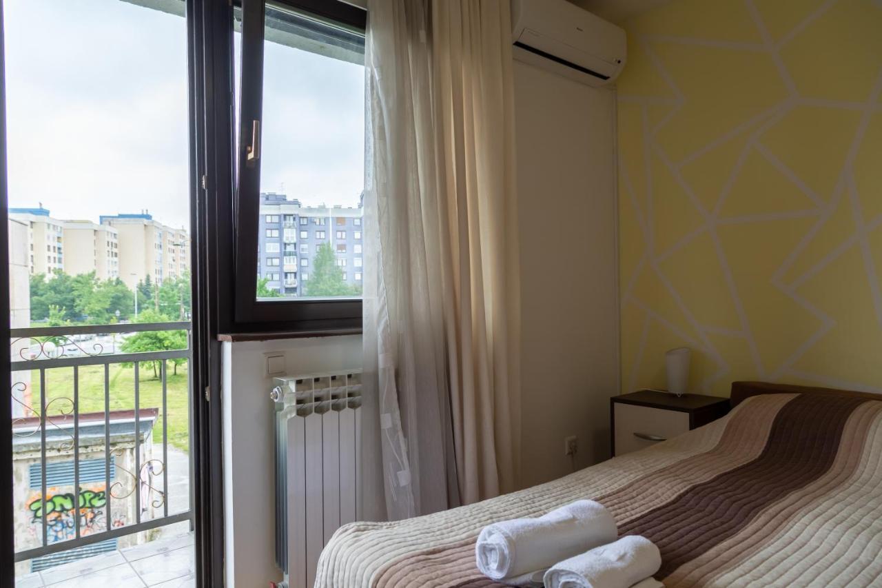 Sun Garden Sarajevo Aparthotel Ngoại thất bức ảnh