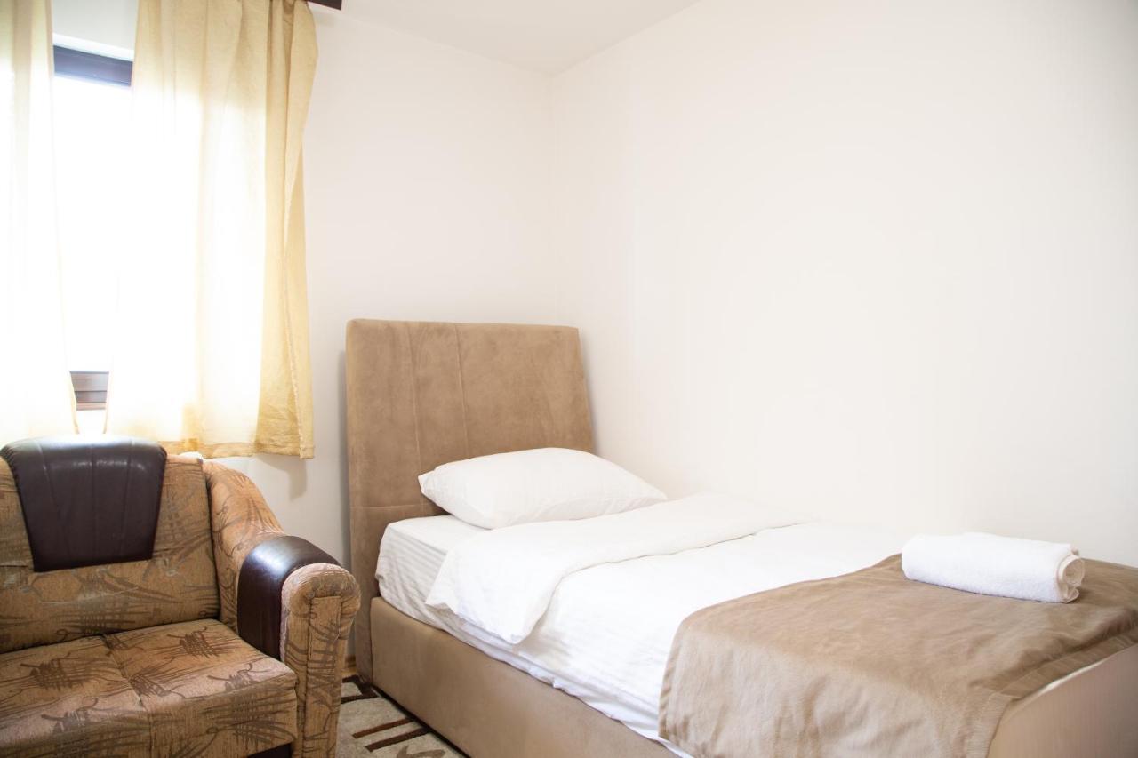 Sun Garden Sarajevo Aparthotel Ngoại thất bức ảnh