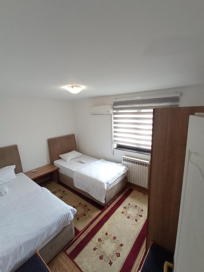Sun Garden Sarajevo Aparthotel Ngoại thất bức ảnh