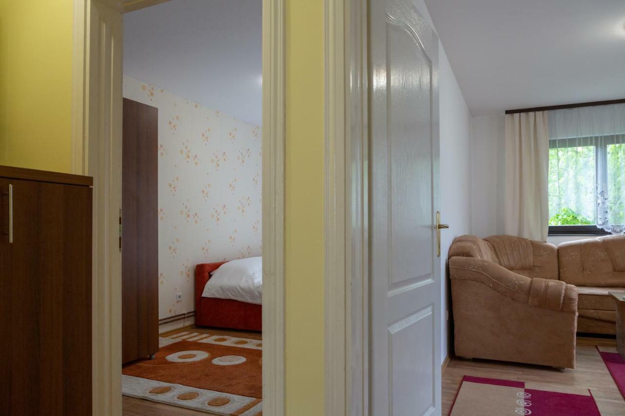 Sun Garden Sarajevo Aparthotel Ngoại thất bức ảnh