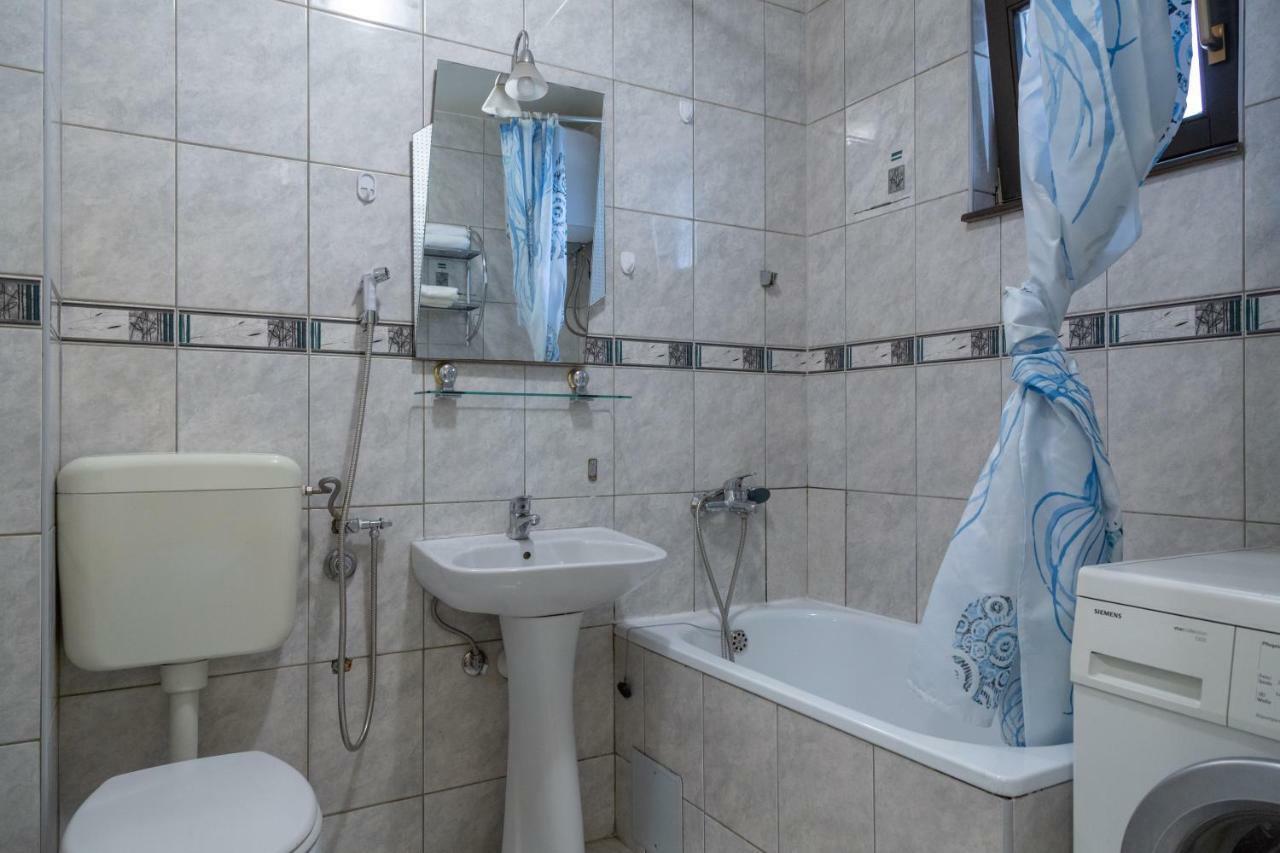 Sun Garden Sarajevo Aparthotel Ngoại thất bức ảnh