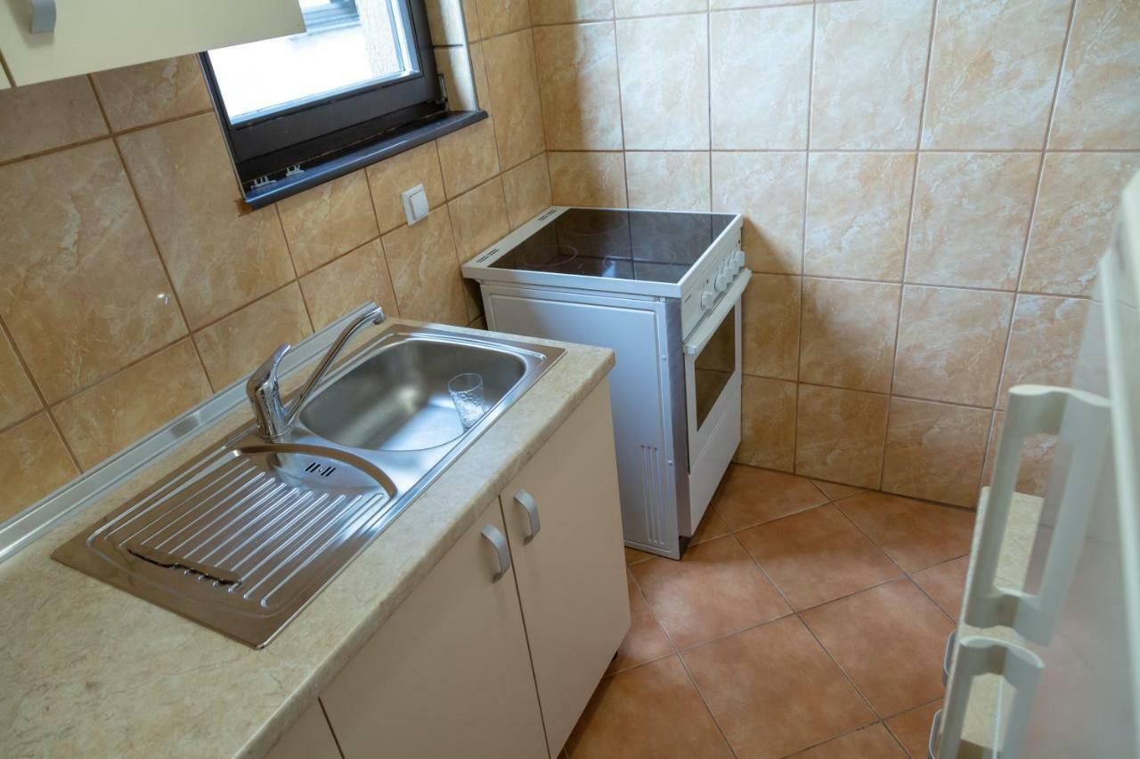 Sun Garden Sarajevo Aparthotel Ngoại thất bức ảnh